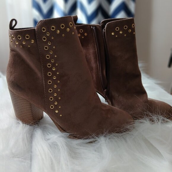 Studded Suede-Look Ankle Boots - USED - Picture 2 of 2